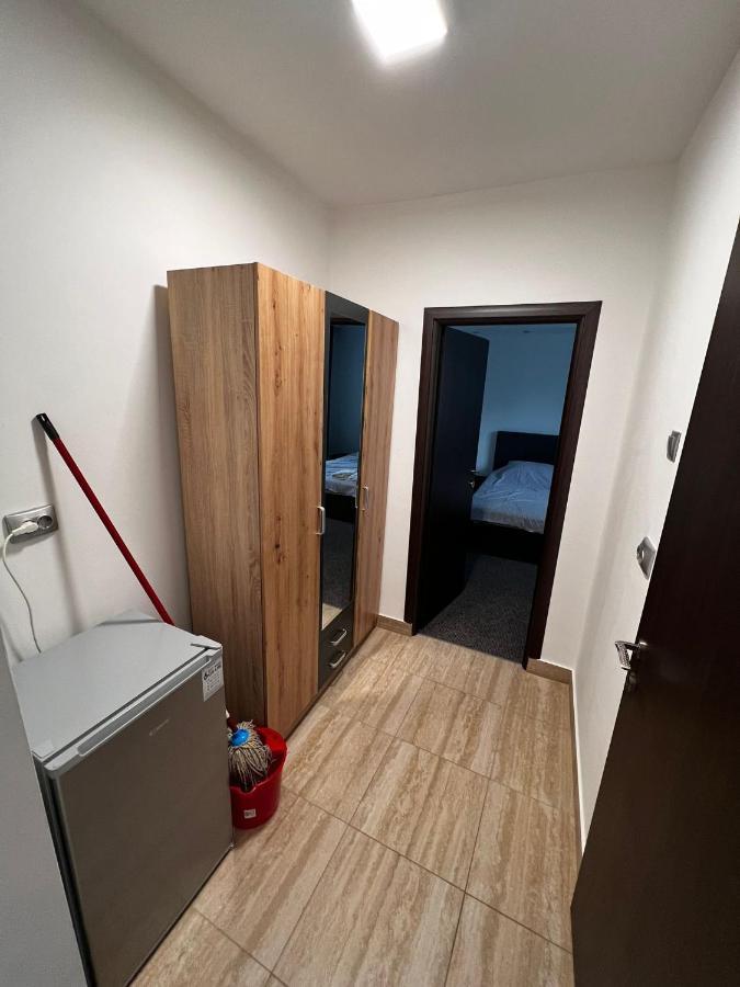 Central Studio 1 - Apartament 2 Camere 德瓦 外观 照片